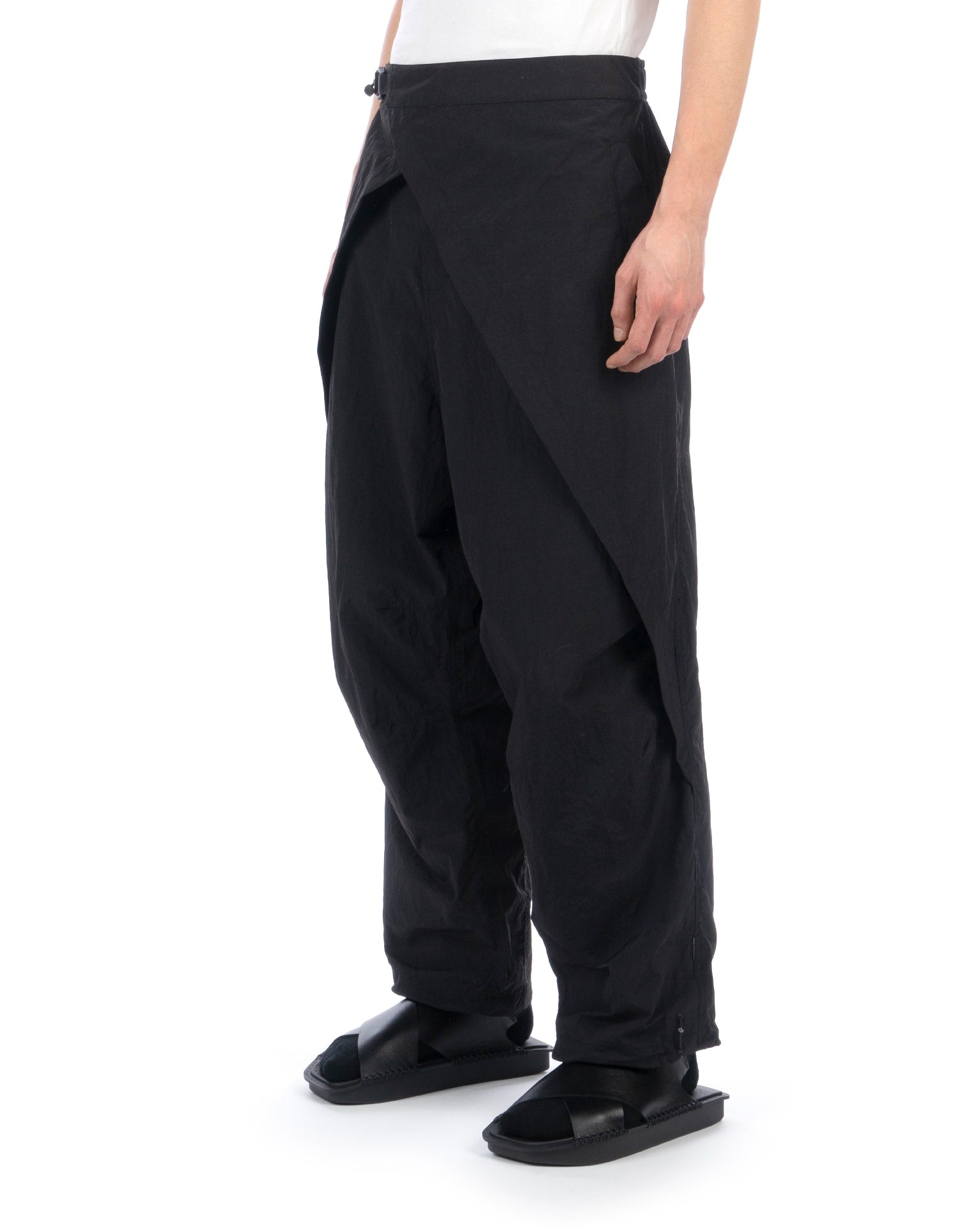 maharishi | 5042 Veg Dyed Hakama Track Pants Black | Concrete