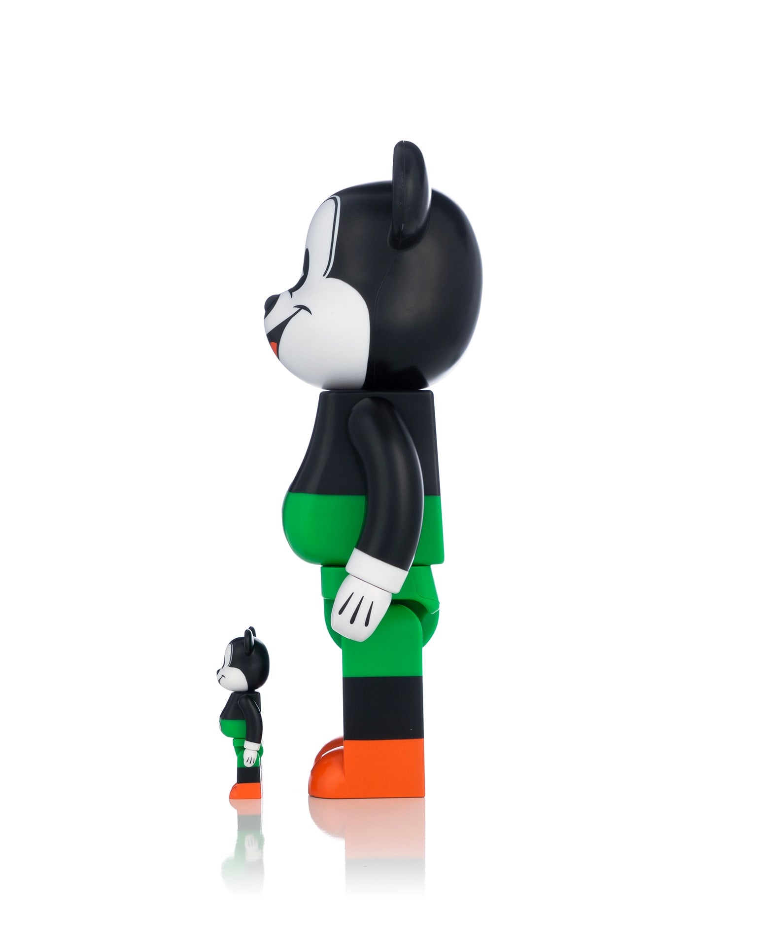 Medicom Toy | Be@rbrick Mickey Mouse 1930's Poster 400% | Concrete