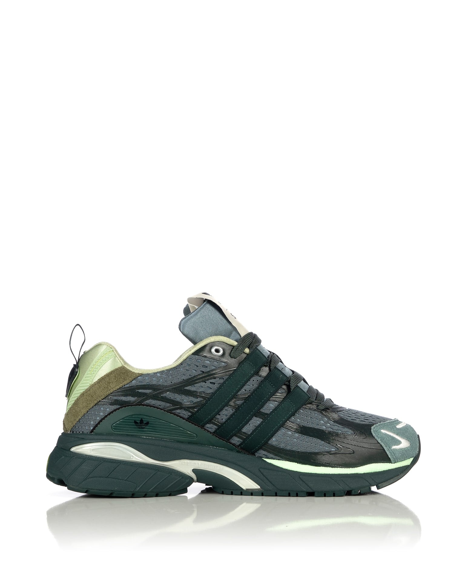 adidas | x SFTM Adistar Cushion Shadow Green | Concrete