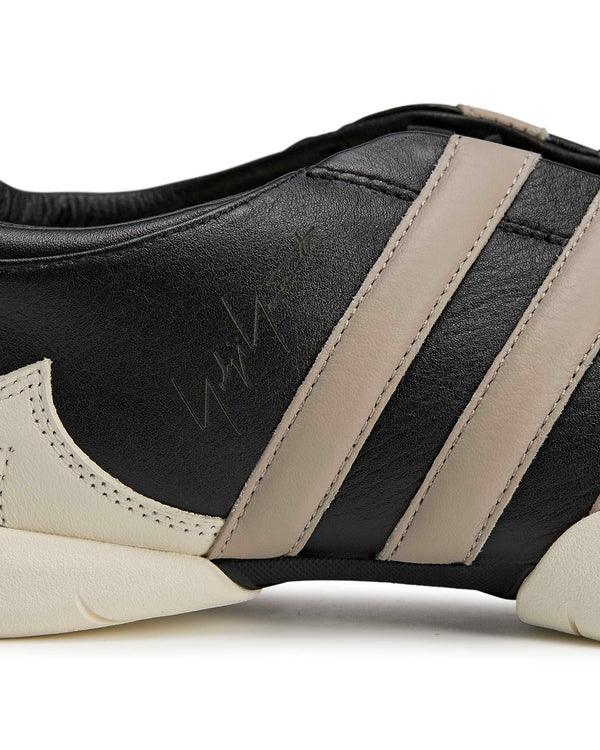 adidas Y-3 | Regu Mary Jane Black / Off White - Concrete