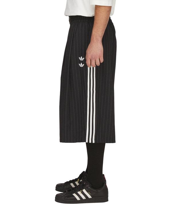 adidas | x Willy Chavarria Pinstripe Track Short Black - Concrete