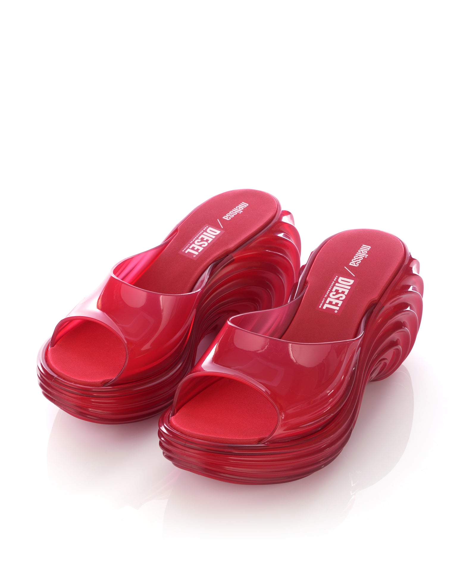 Melissa | x Diesel Quantum Platform Transparent Red | Concrete