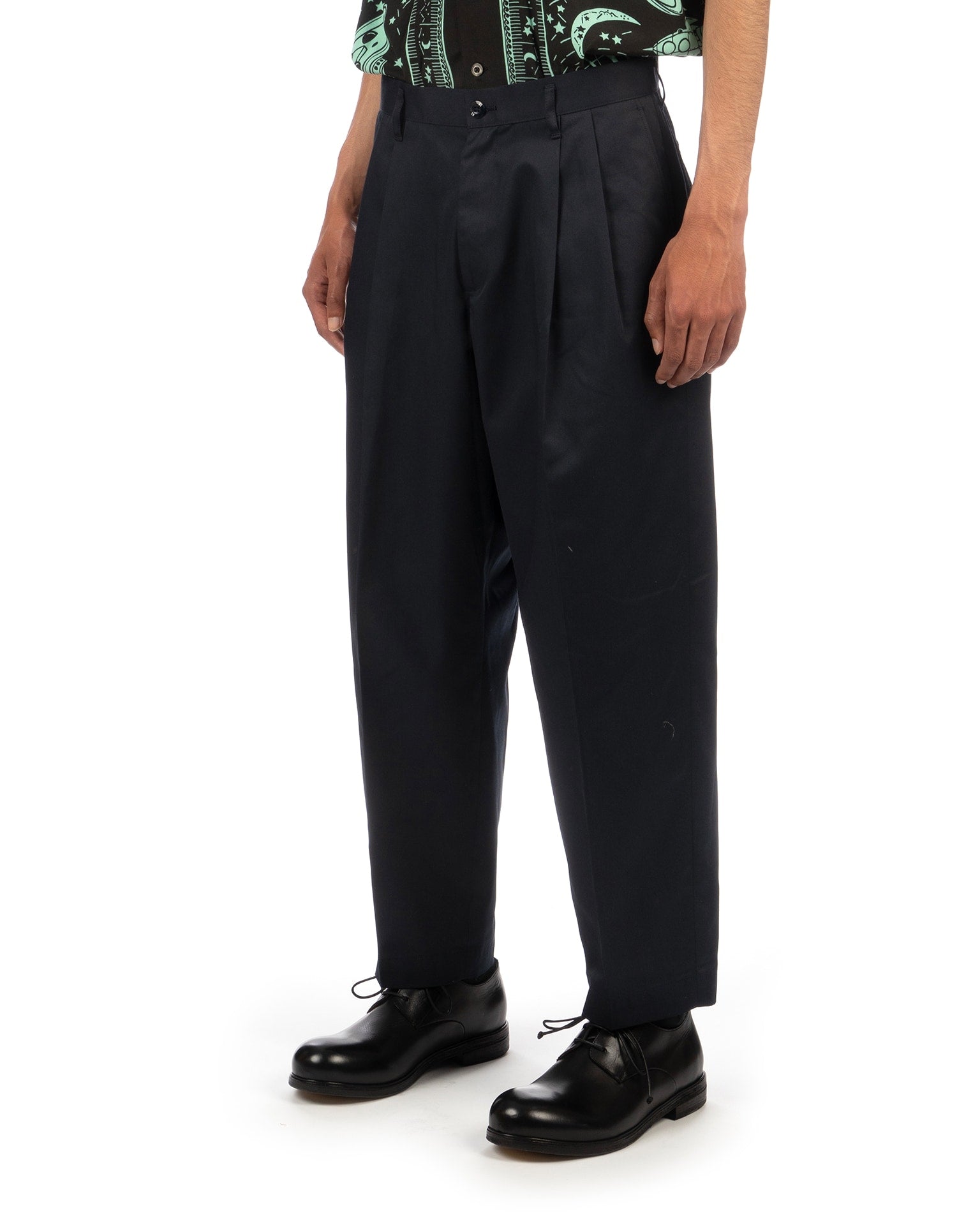 TUCK PANTS