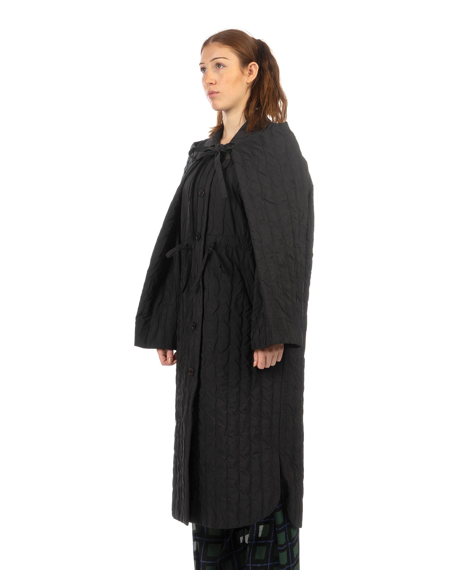 Henrik Vibskov | Long Bind Jacket Black | Concrete