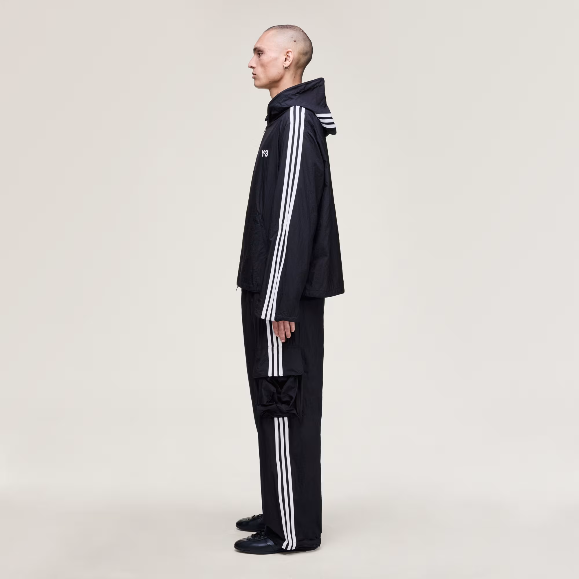 Y-3 Yohji Yamamoto | Black 3-Stripe Summer – online & instore