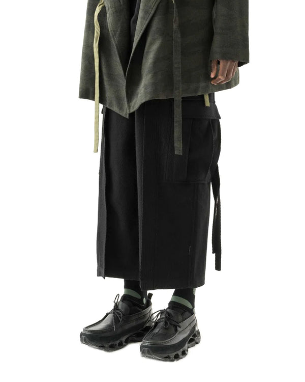 maharishi | Recycled Wool Cargo Cropped Hakema Black