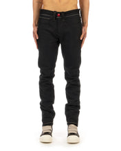 Load image into Gallery viewer, Levi&#39;s Red | 442552 Contrast Lining Jeans Black - Concrete