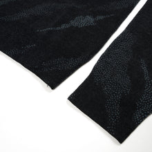 Load image into Gallery viewer, maharishi | Pointillist Bonsai Knit Crew Black - Concrete